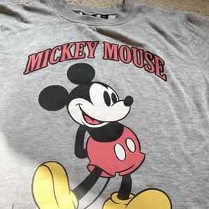 Ladies mickey thin sweatshirt